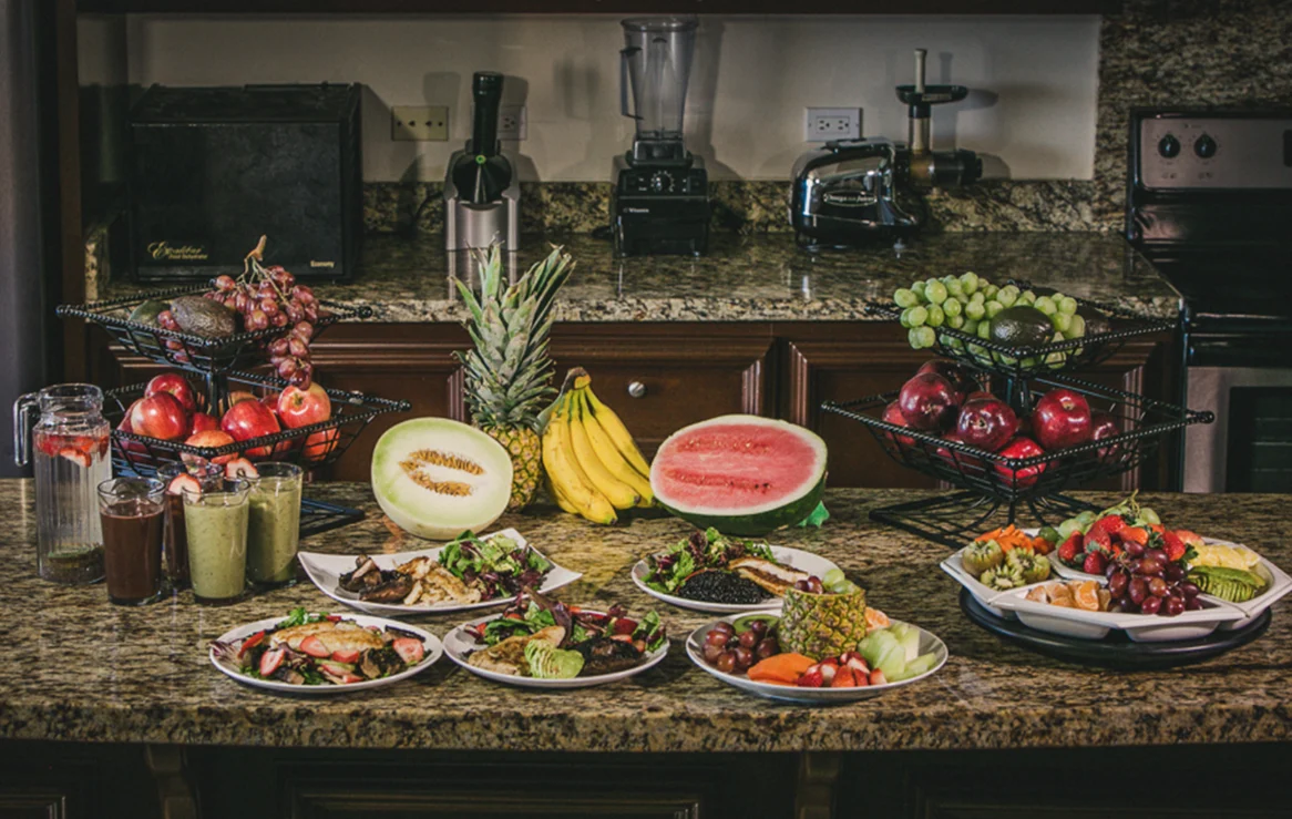 Organic superfood juice cleanse and whole-food nutrition programme at Holistic Sanctuary